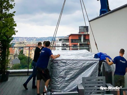 Vířivky a plavecké bazény SWIM SPA dnes již instalujeme, díky síti našich obchodních partnerů, po celé Evropě.