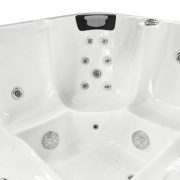 Zahradní vířivka Canadian Spa International®