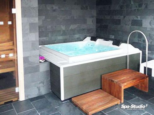 SPA-Studio® je výhradní evropský prodejce whirlpool, jacuzzi a hot tub od Canadian Spa International®.