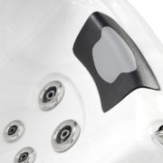 Spa Studio - venkovní vířivé vany Canadian Spa - Orca