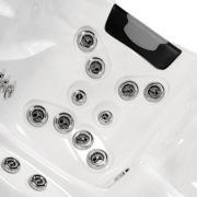 Designové venkovní vířivky na zahradu – Canadian Spa International